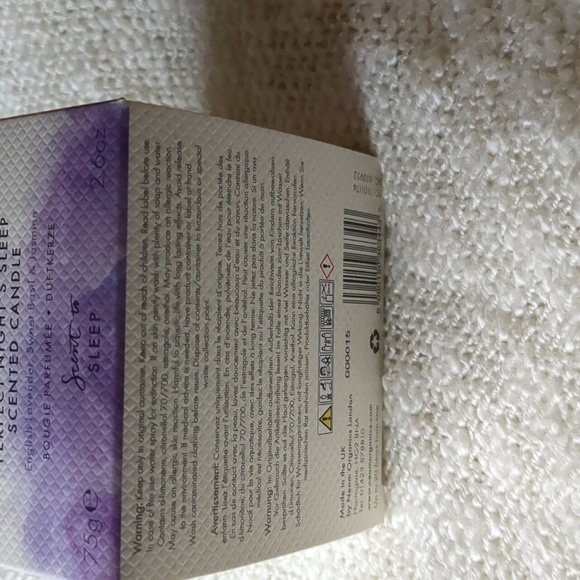 NEOM PERFECT NIGHT'S SLEEP SCENTED CANDLE (1 WICK), 75g/2.6oz - Picture 12 of 13